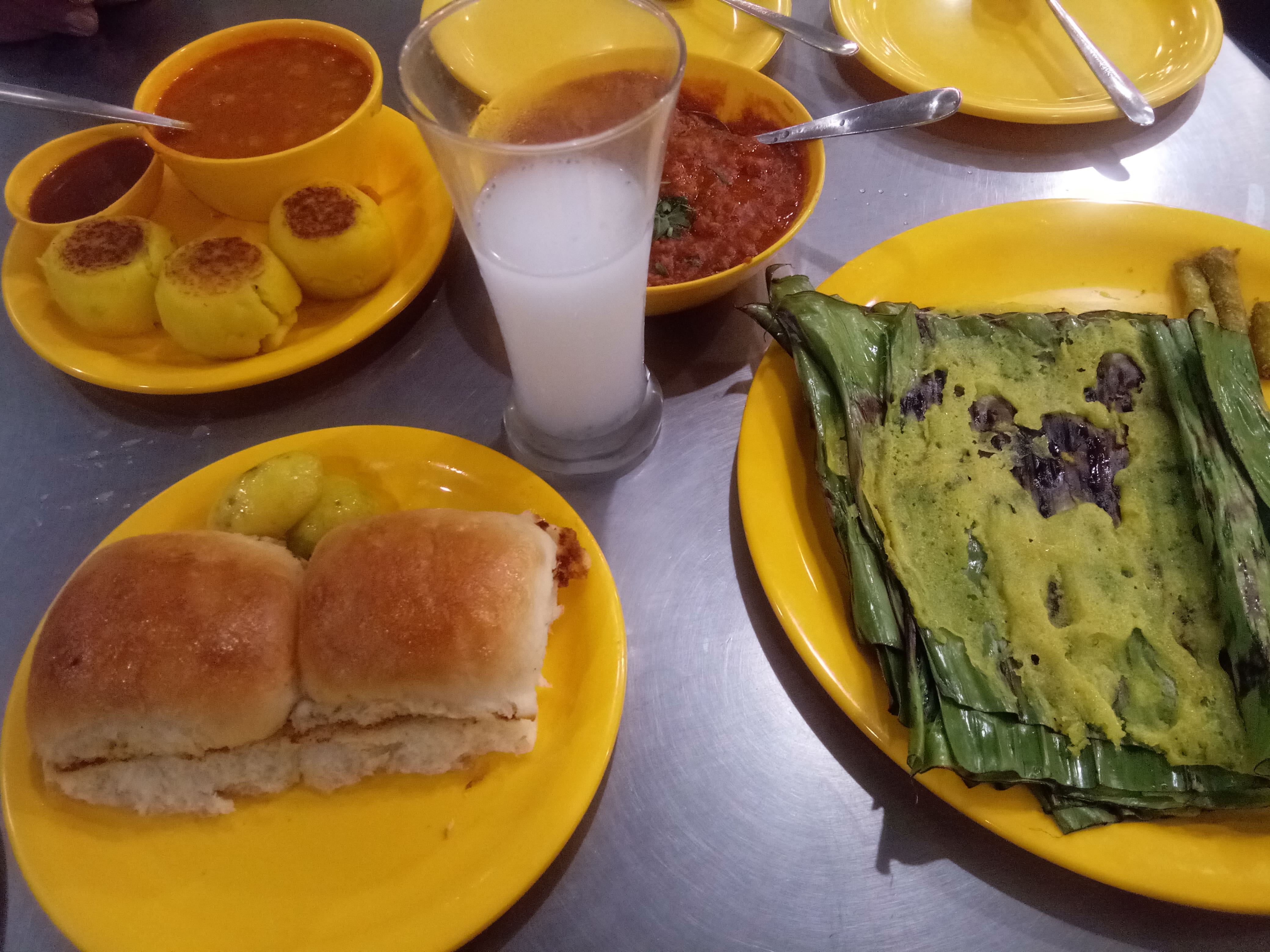 Indian food, ahmedabad, fast food and snacks-min